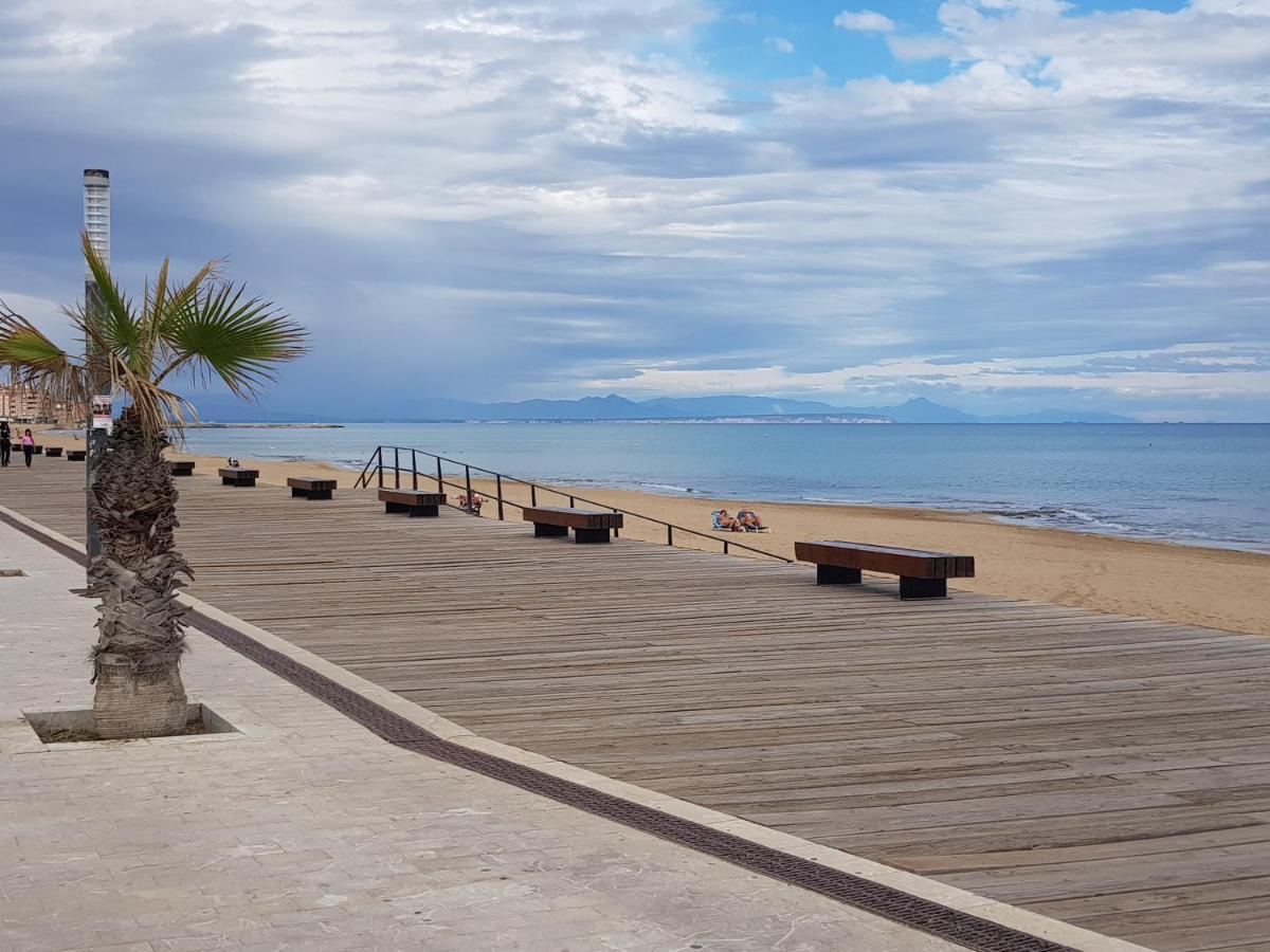 Lovely Apartment Near The Beach In Sunny La Mata Torrevieja Extérieur photo